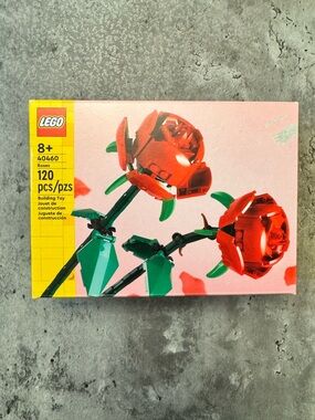 LEGO Red Roses with Green Stems and Leaves